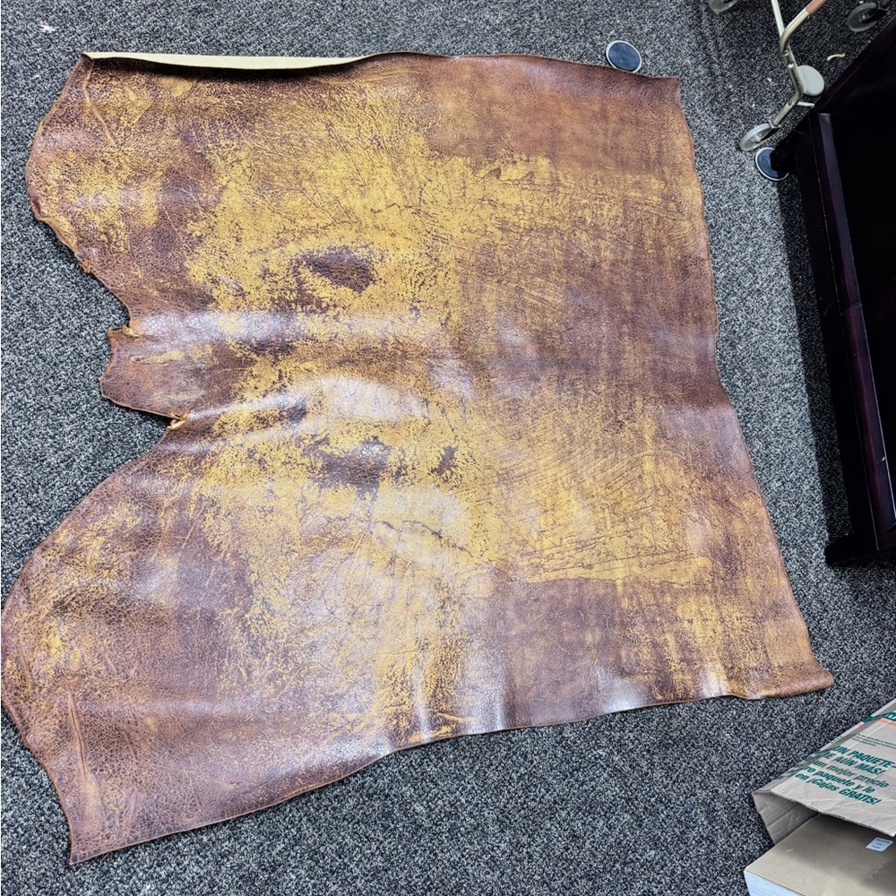(8) Natural Genuine leather | full cow hides | imported